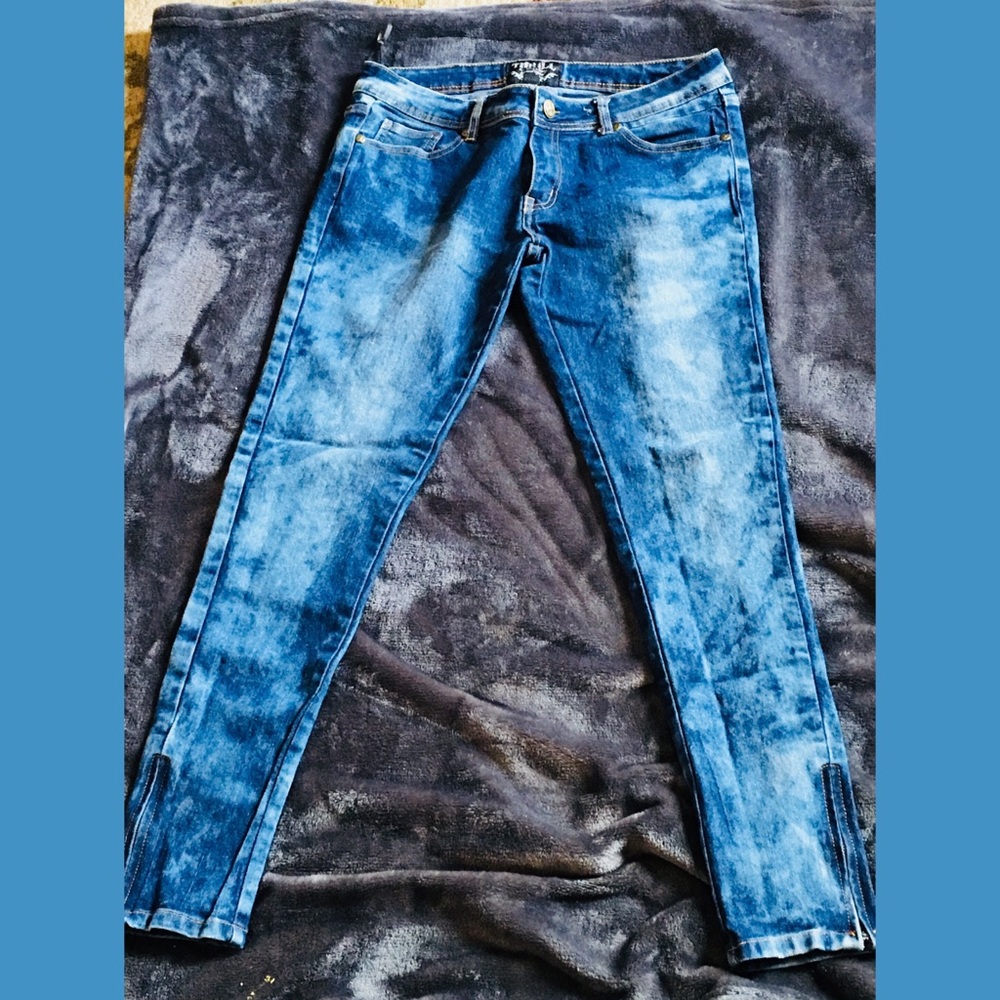 Skinny acid wash woman jeans